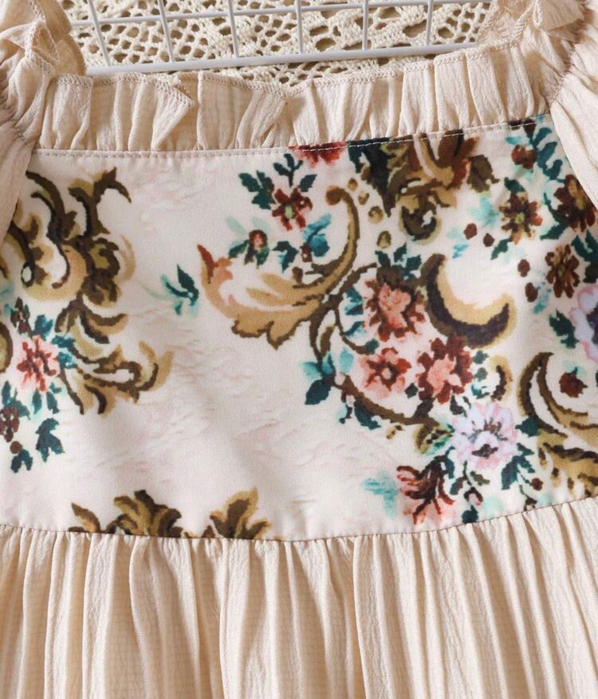 2pcs/Set Vintage Square Collar Puff Sleeve Floral Print Ruffle Hem Top And Elastic Waist Straight Leg Pants