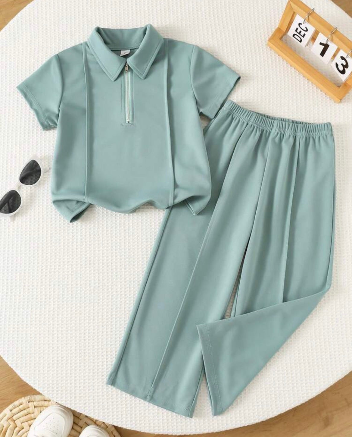 Solid Color Zipper Half-Open Polo Collar T-Shirt And Straight Leg Sweatpants Set