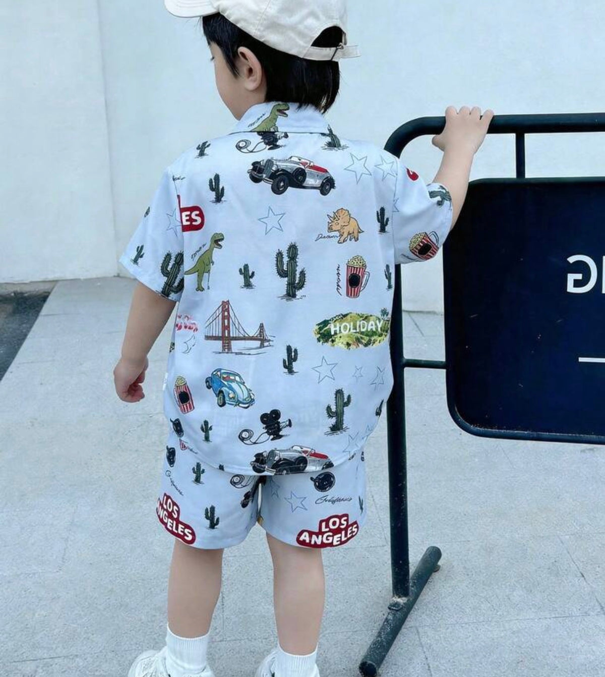 2pcs/Set Cartoon Pattern Polo Collar Short Sleeve Cardigan And Shorts