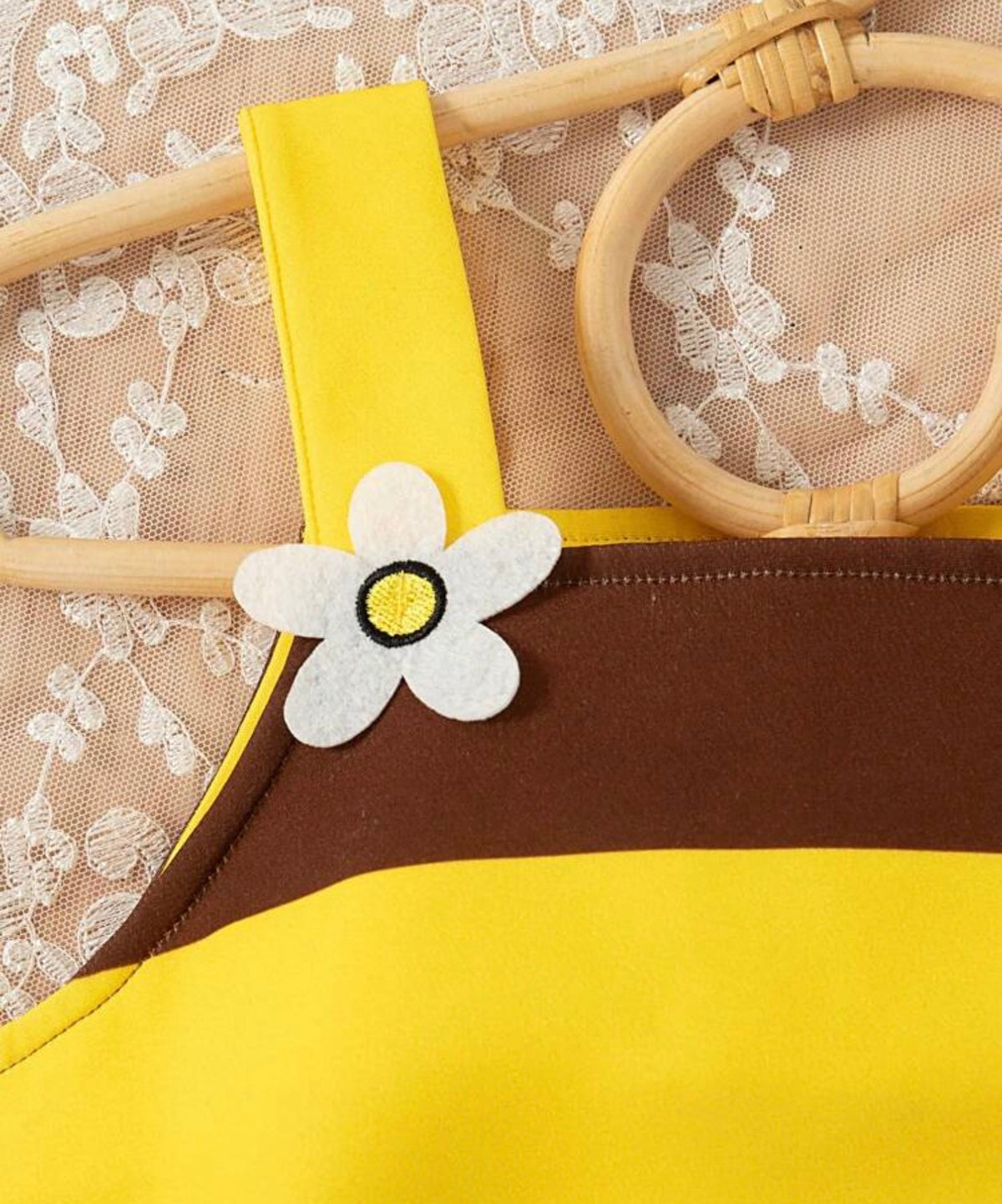 Pals 2pcs Bee-Themed outfit