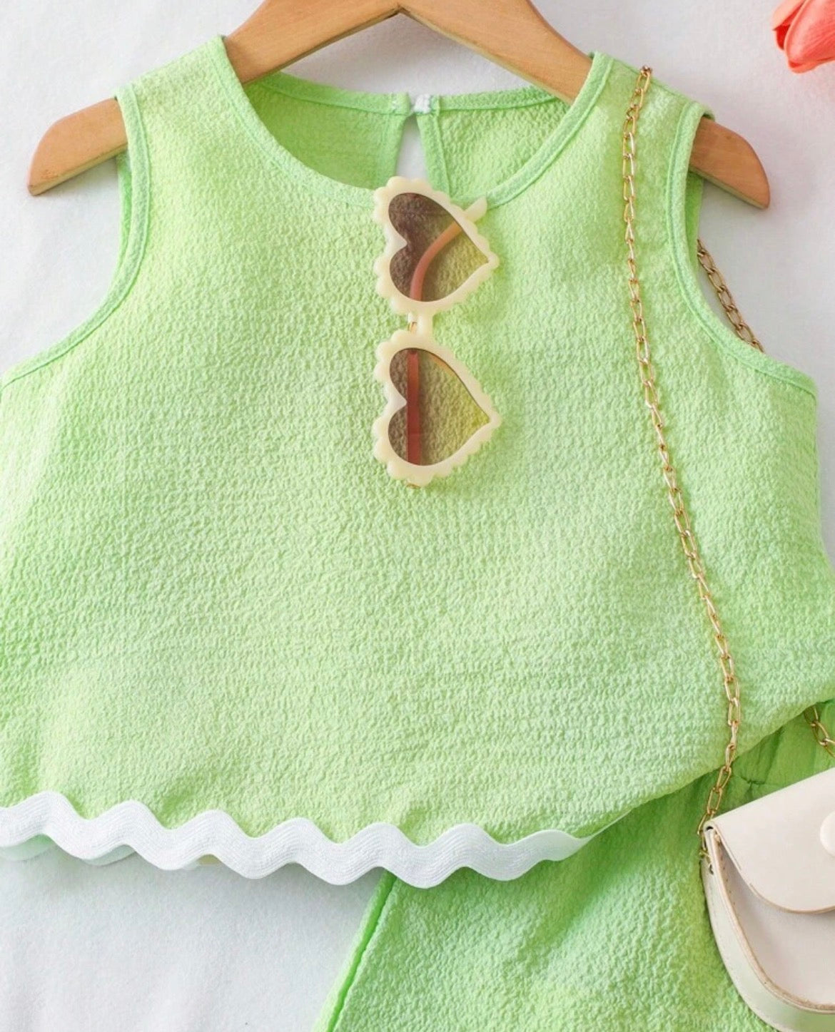 Textured Fabric Colorblock Hem Sleeveless Top & Shorts 2 Pieces