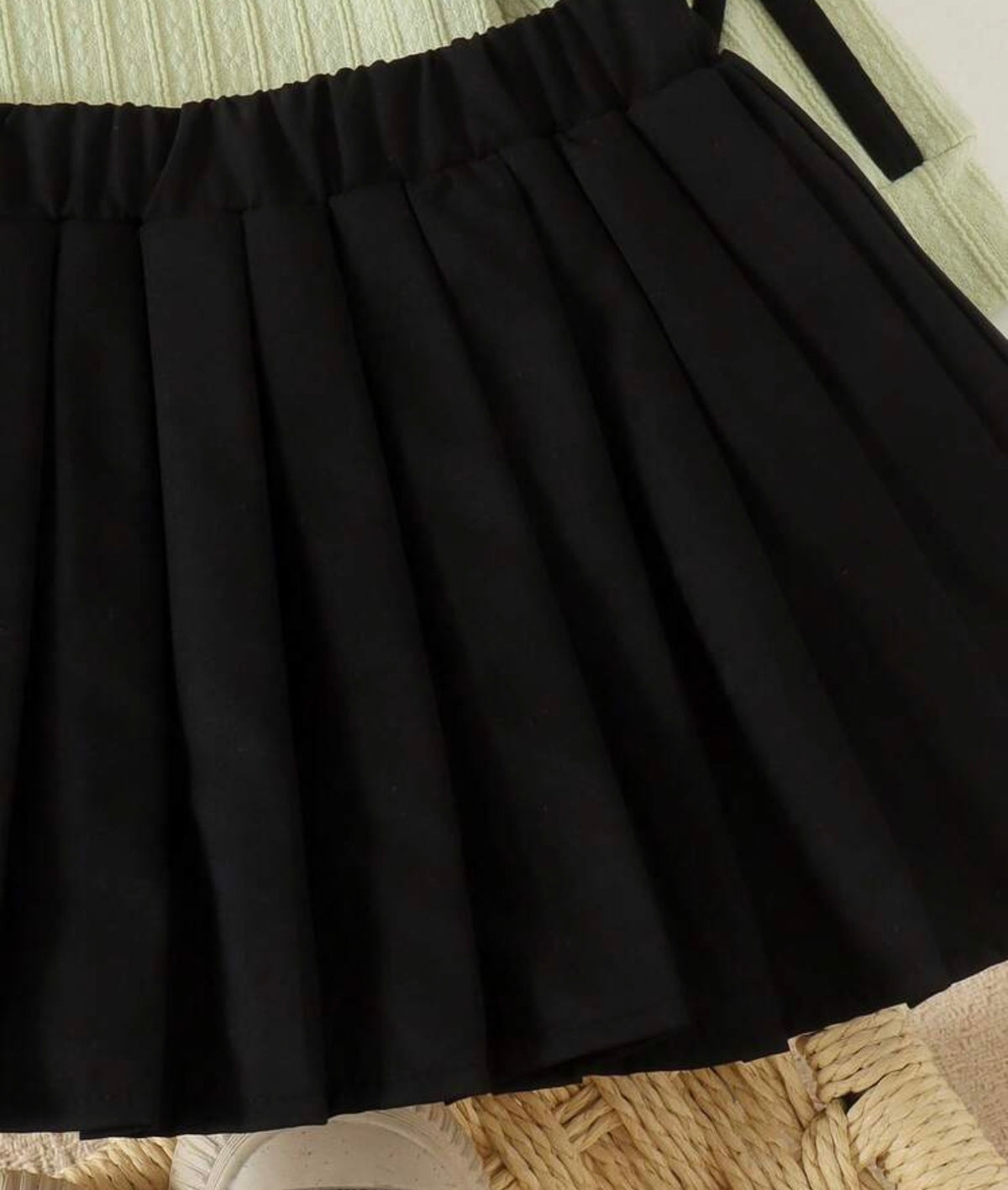2pcs Preppy Style Knit Long Sleeve Sweatshirt & Skirt Set