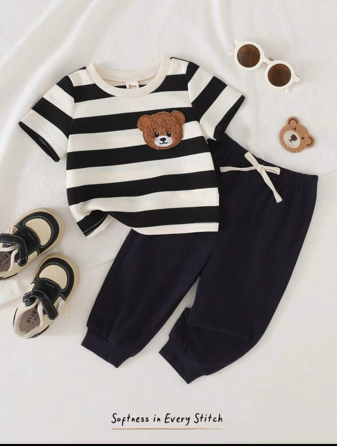 2pcs/Set Black And White Striped Bear Patch Short Sleeve T-Shirt Knit Top And Shorts
