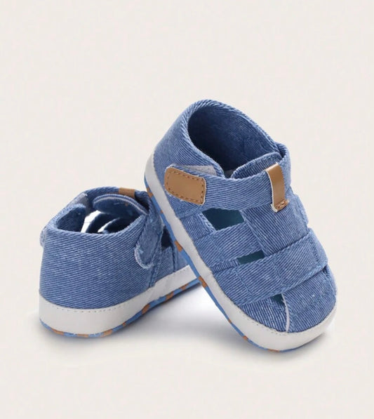Minimalist Style Hook And Loop Sandals