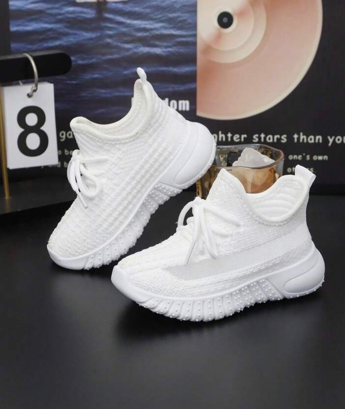 1 Pair Mesh Breathable White Sneakers