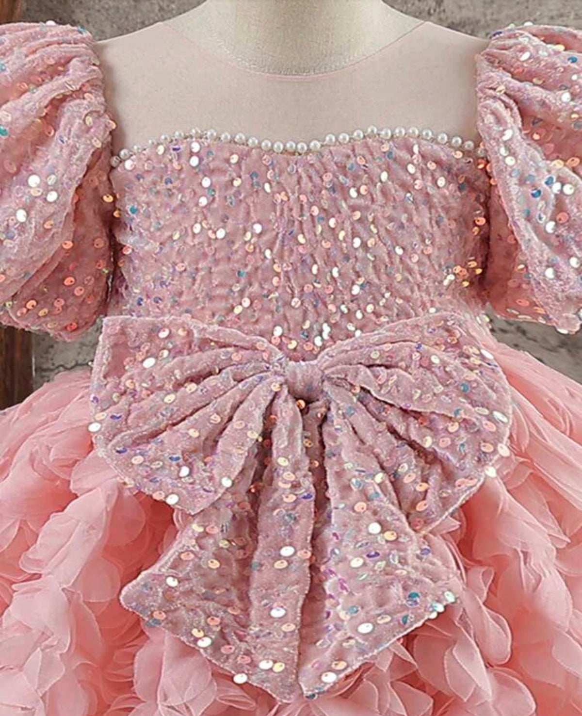 Sequined Bow Decoration And Three-Dimensional Flower Hem