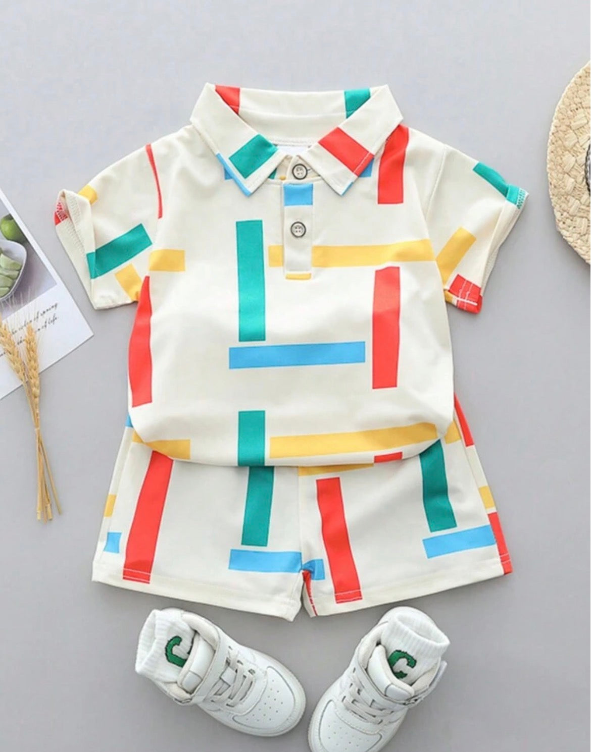 Stripe collar Short sleeves Shirt and shorts