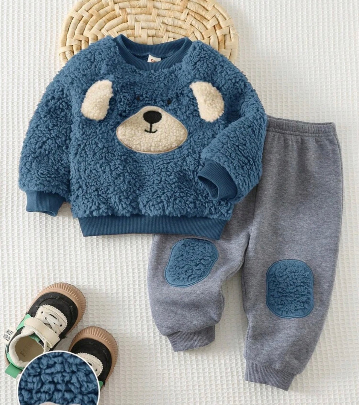 Puppy Pattern 3D Ears 2-Piece Set