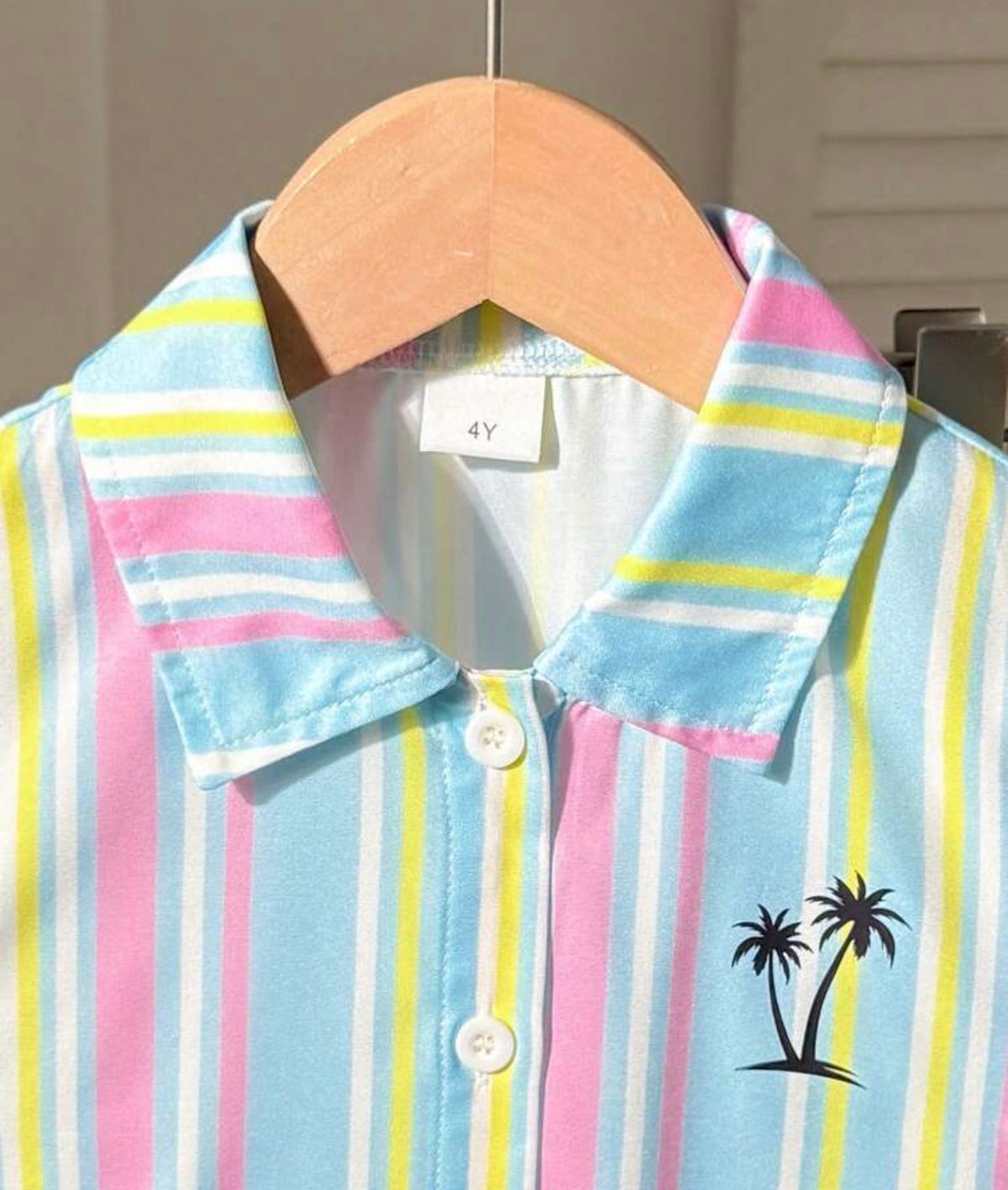2pcs/Set Beach Striped Short Sleeve Shirt And Lightweight Breathable Striped Shorts