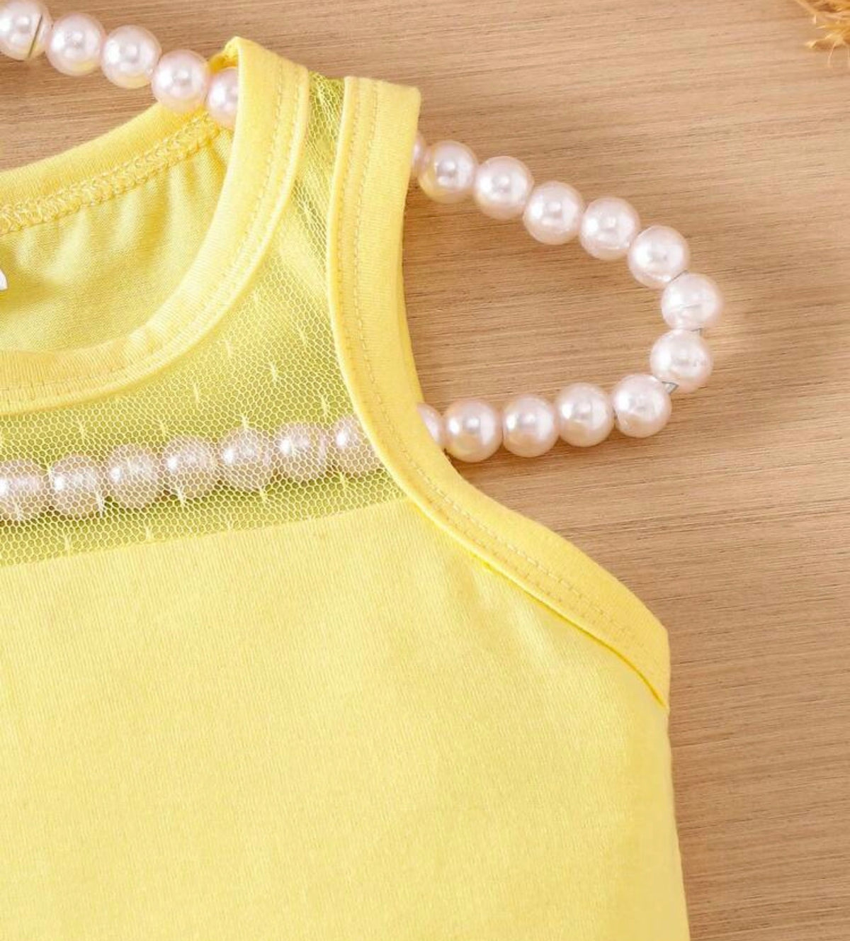 2pcs/Set Mesh Splice Vest Top & Embroidered Floral Mesh Splice