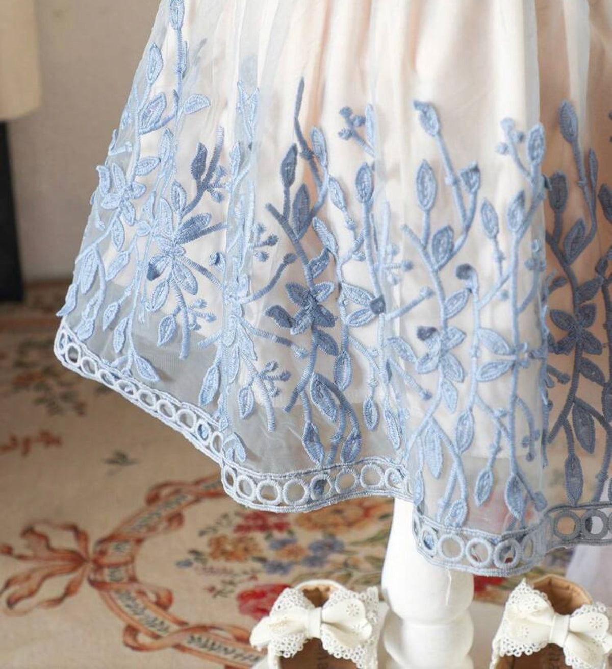 Floral Embroidery Tulle Puff Sleeve
