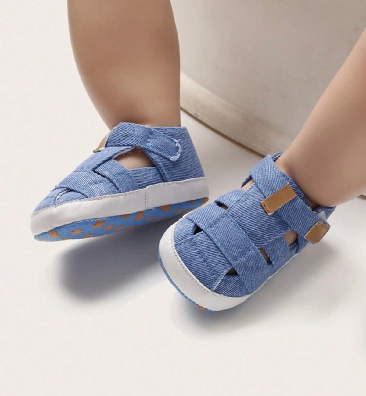 Minimalist Style Hook And Loop Sandals