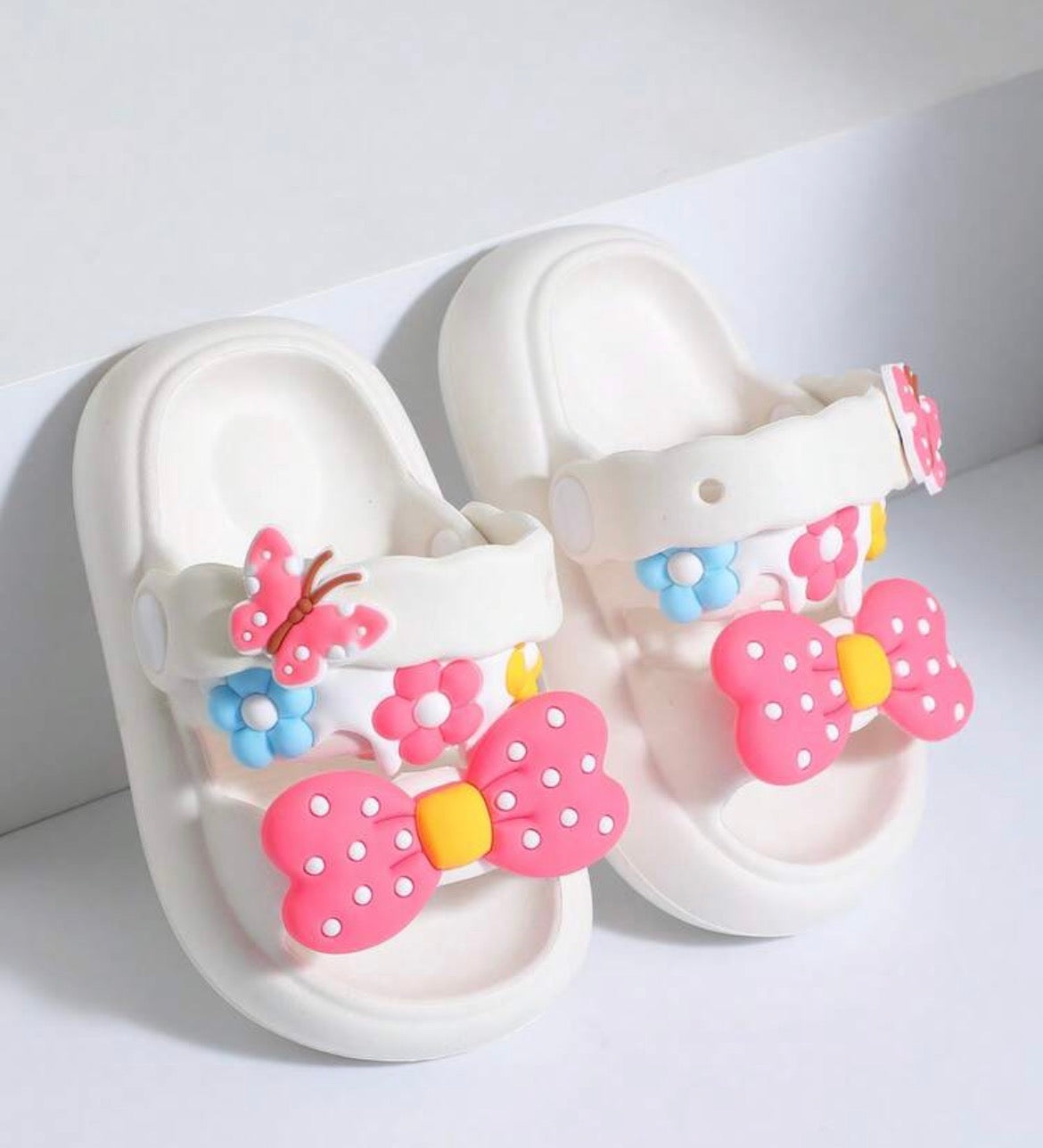 Breathable Holes Beach Sandals